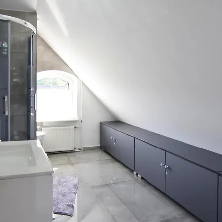 Aleksandra בית נופש *